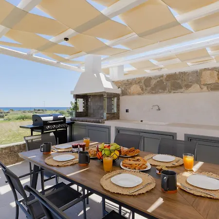 Selestitis Villa *